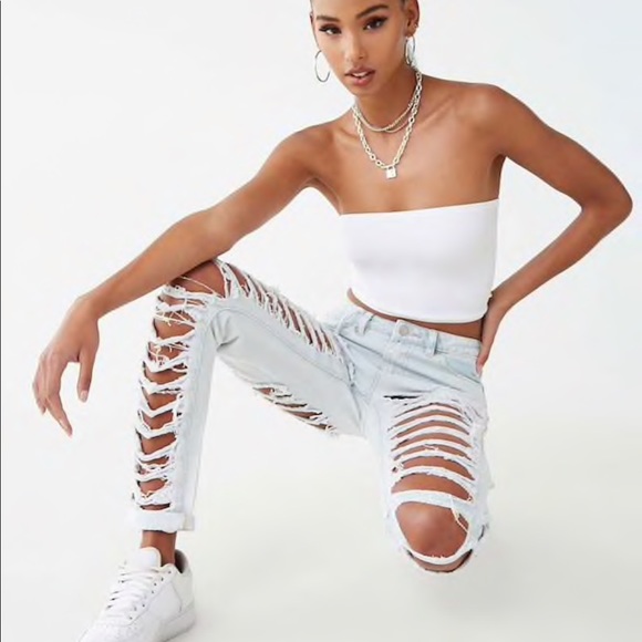 Forever 21 Denim - Distressed cutout jeans NWT light wash